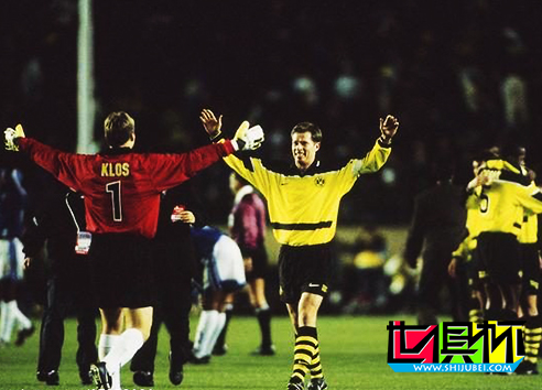 1997年11月28日多特蒙德隊(duì)2:0擊敗了巴西克魯塞羅隊(duì)-第3張圖片-世俱杯 1997年11月28日多特蒙德隊(duì)2:0擊敗了巴西克魯塞羅隊(duì)-第3張圖片-世俱杯